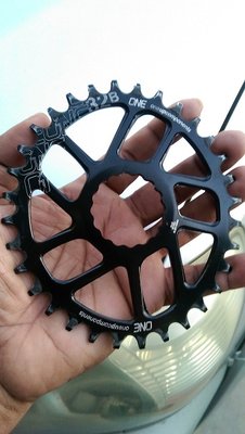OneUP Oval Chainring.jpg